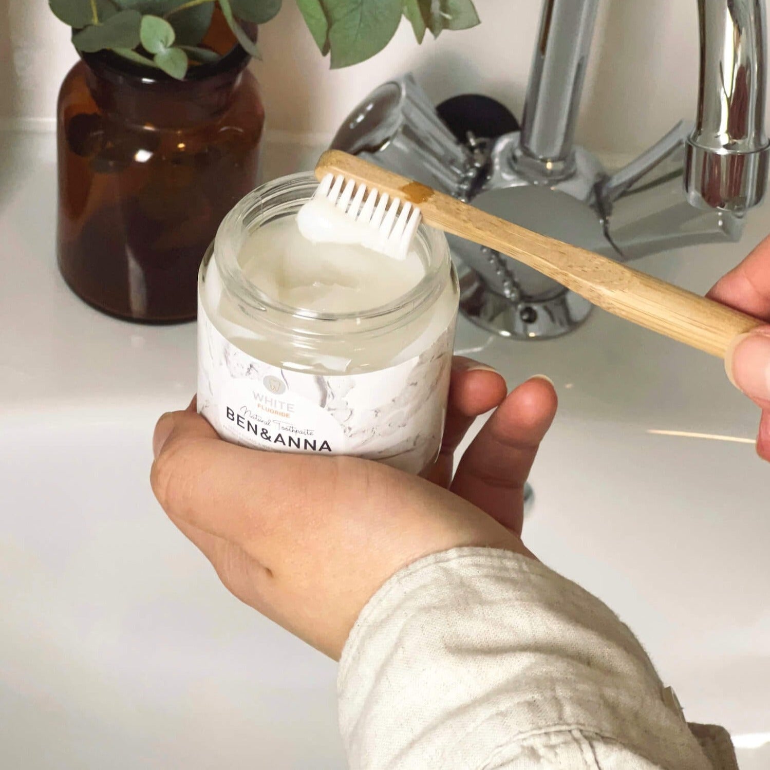 Toothpaste with Fluoride - White - Plastic Free Amsterdam